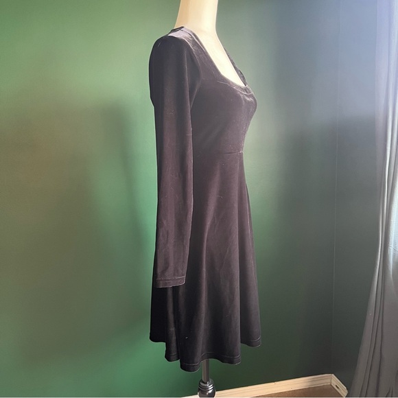 Vintage 90’s Goth Velvet Mini Dress - Picture 5 of 10